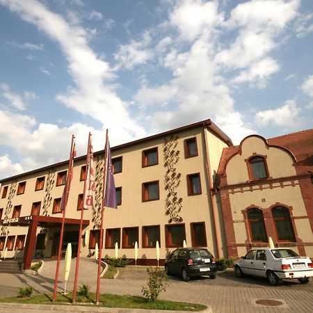 Hotel Arena Târgu-Mureş Exterior foto